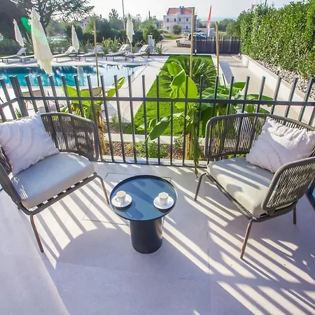 La Residenza Villa *
